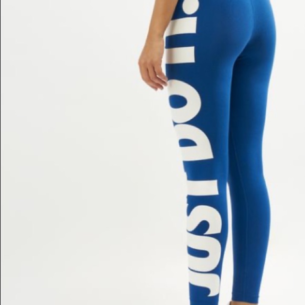 NWT! Nike “Leg-A-See” Leggings - Picture 4 of 7